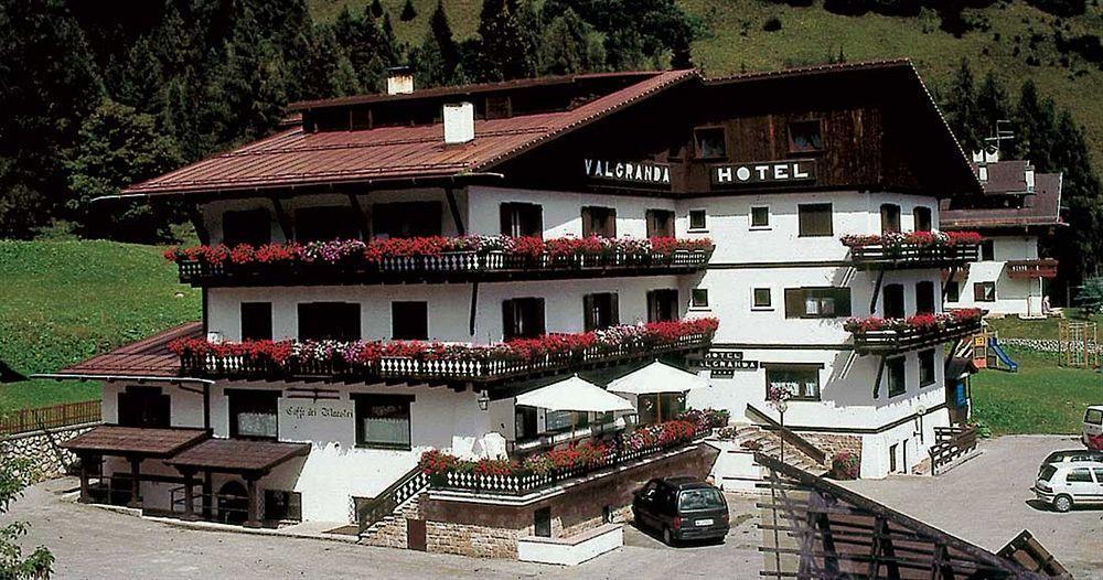 Hotel Valgranda Wellness & Spa Val di Zoldo Kültér fotó